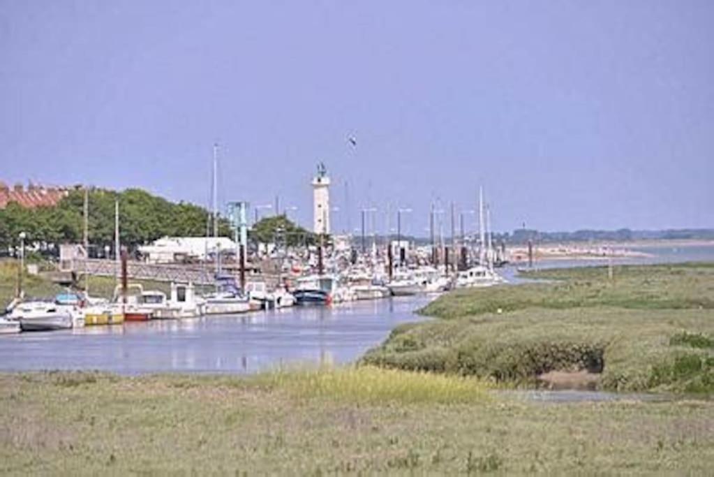 La Baigneuse Maison Avec Jardinet Et Parking Prive, A 200 M Plage 滨海卡约 外观 照片